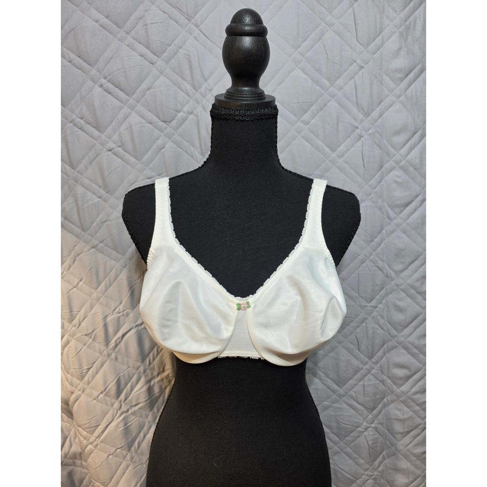 Olga Suddenly Smooth Bra 319 White Full Coverage Floral Accent 36C Vintage